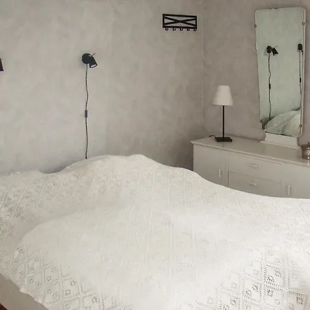 2 Bedroom Beautiful In *
